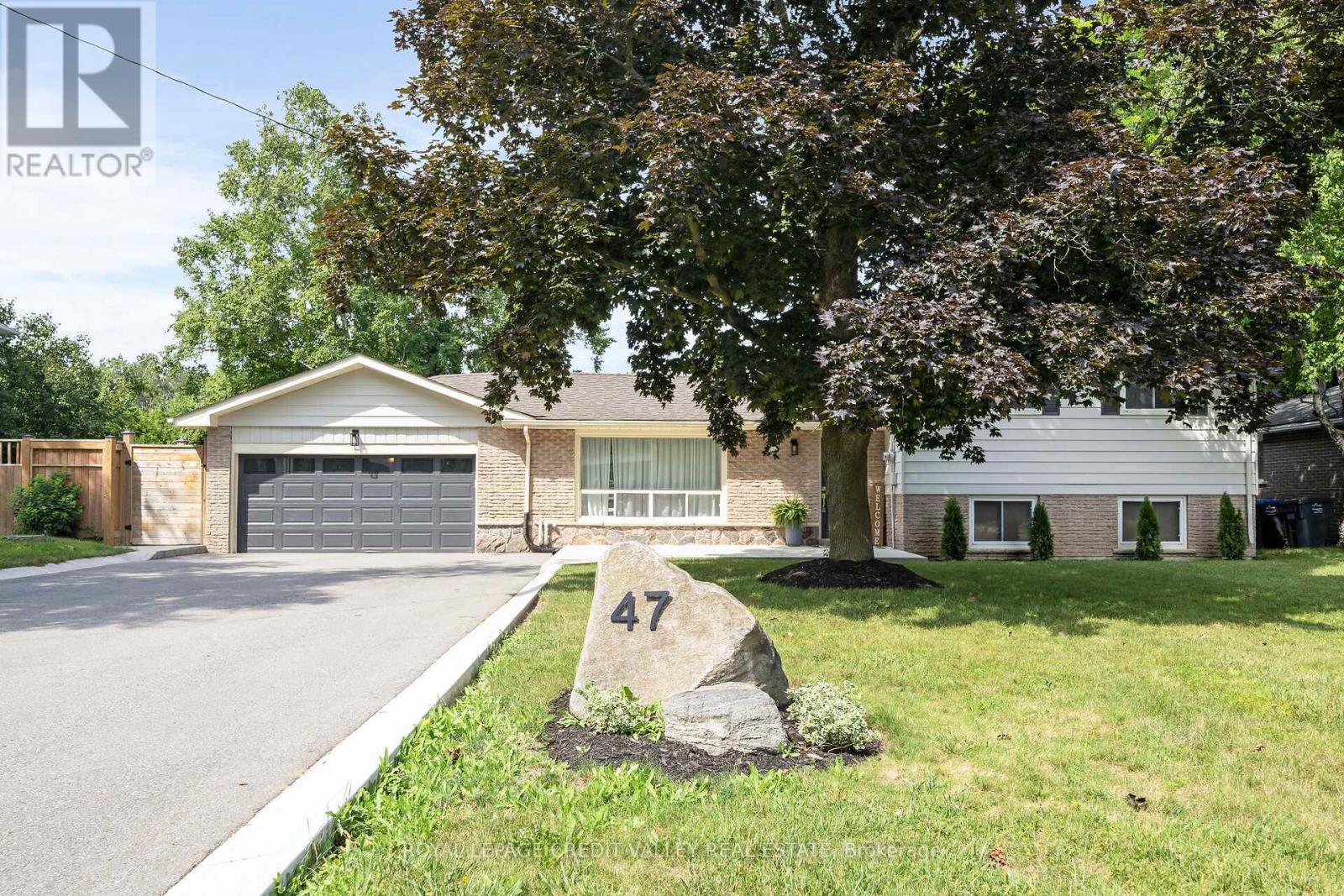 47 Larry Street