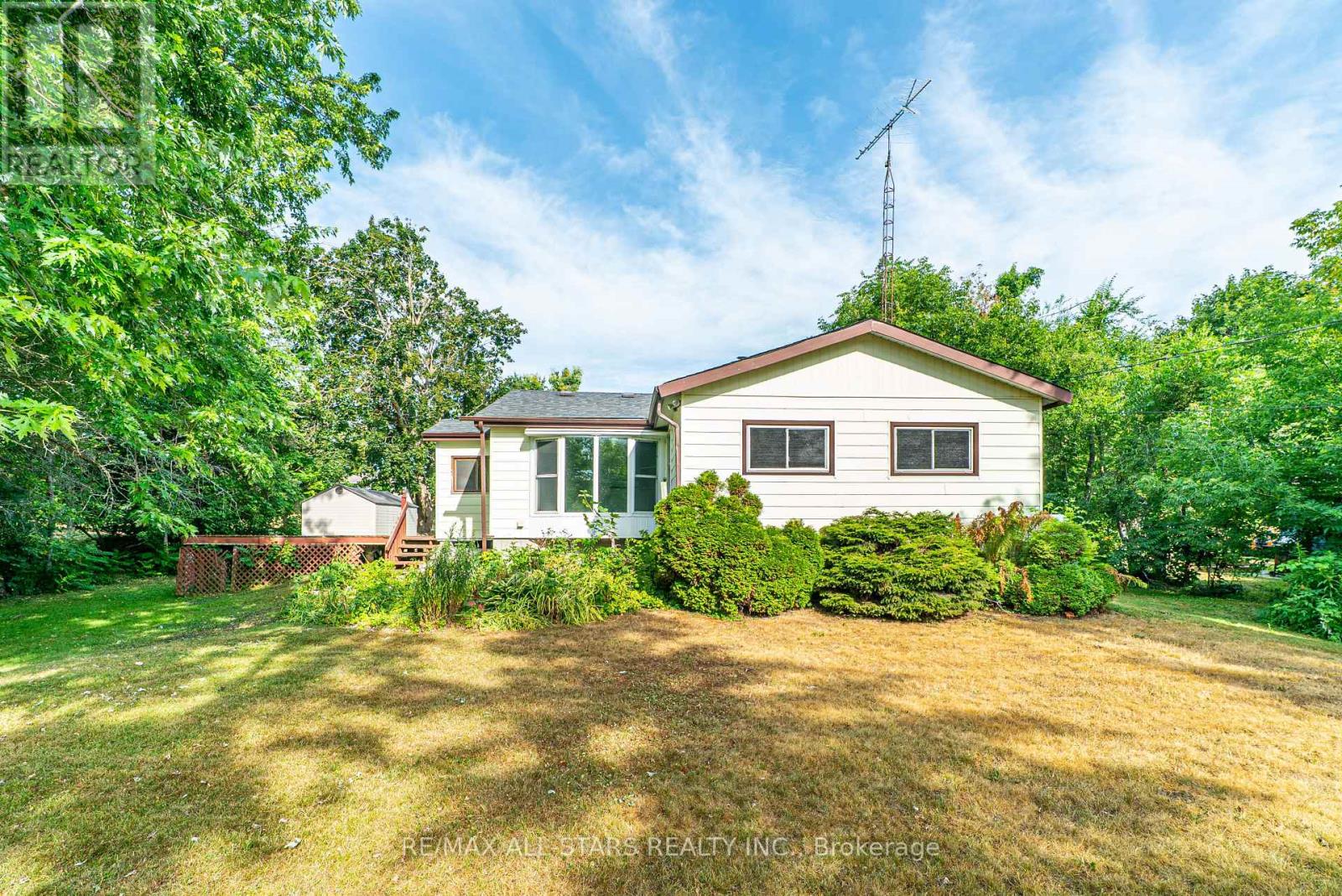 122 Cameron Drive