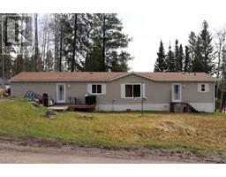 4pc Bathroom - 5001 51 Street, Robb, AB T0E1X0 Photo 2