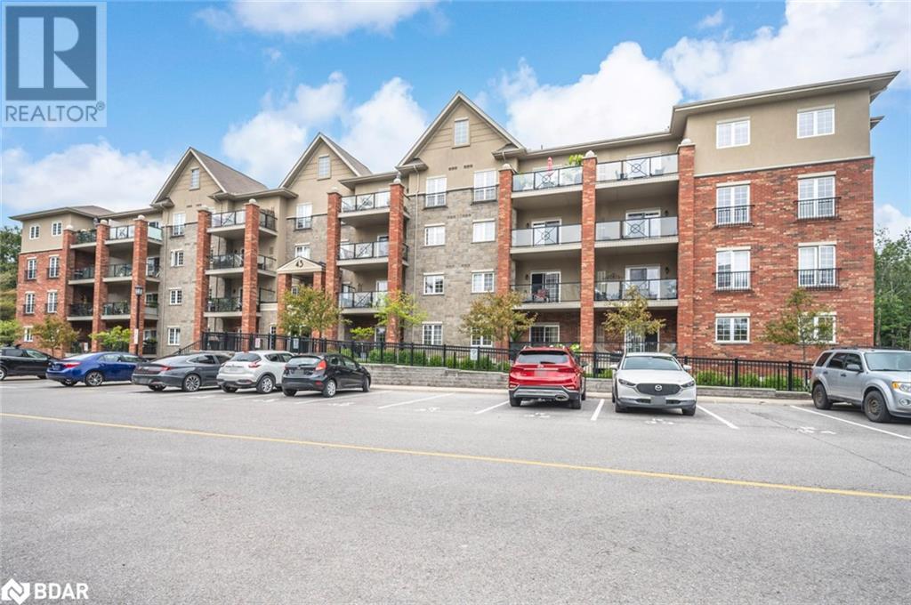43 Ferndale Drive S Unit 305