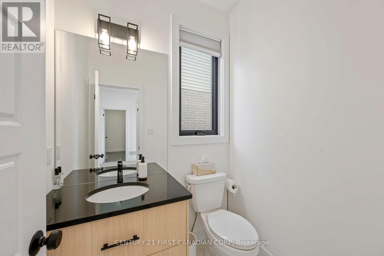 5 Hartland Circle