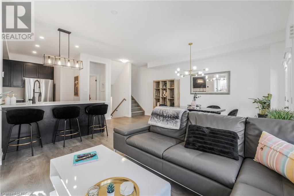 677 Park Road N Unit 150