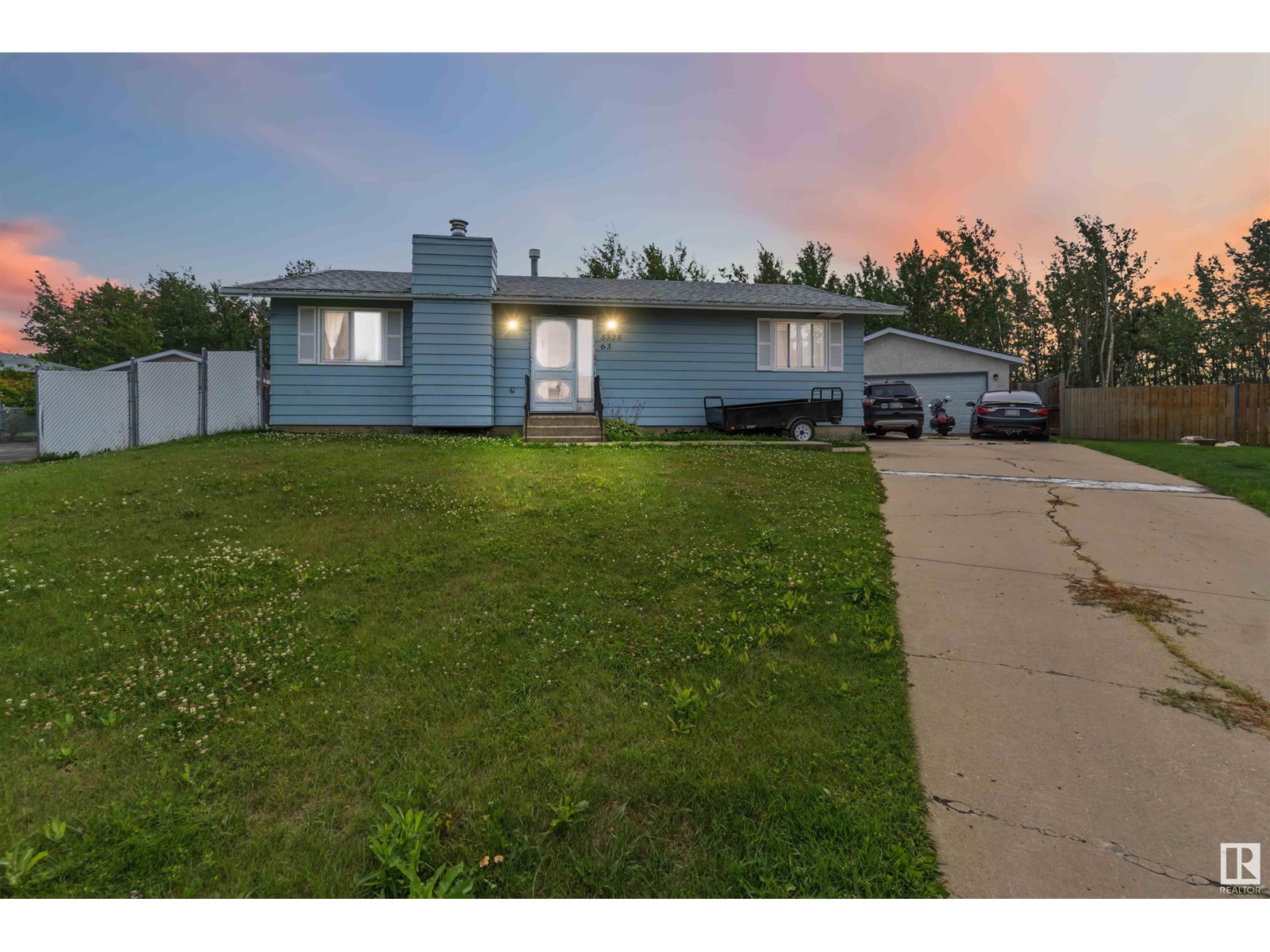 5328 63 St