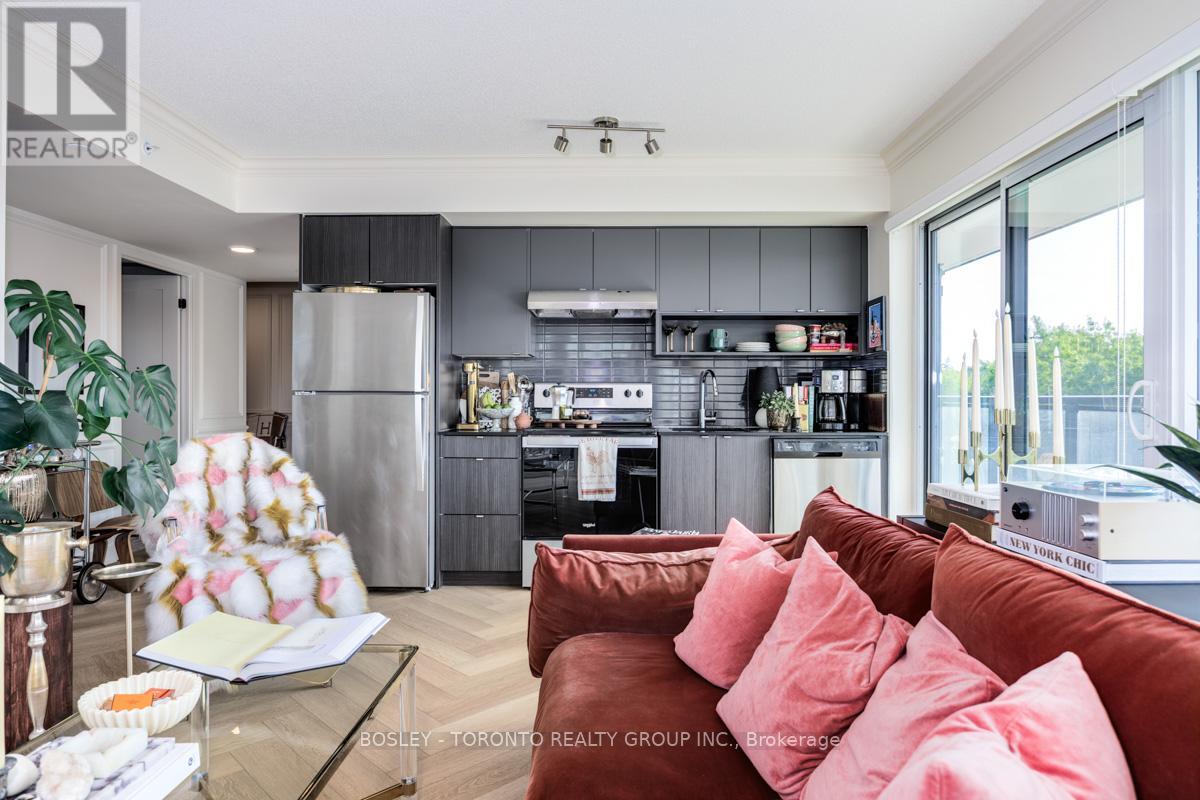 B 421 1119 Cooke Boulevard