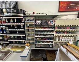 976 W King Edward Avenue, Image 3