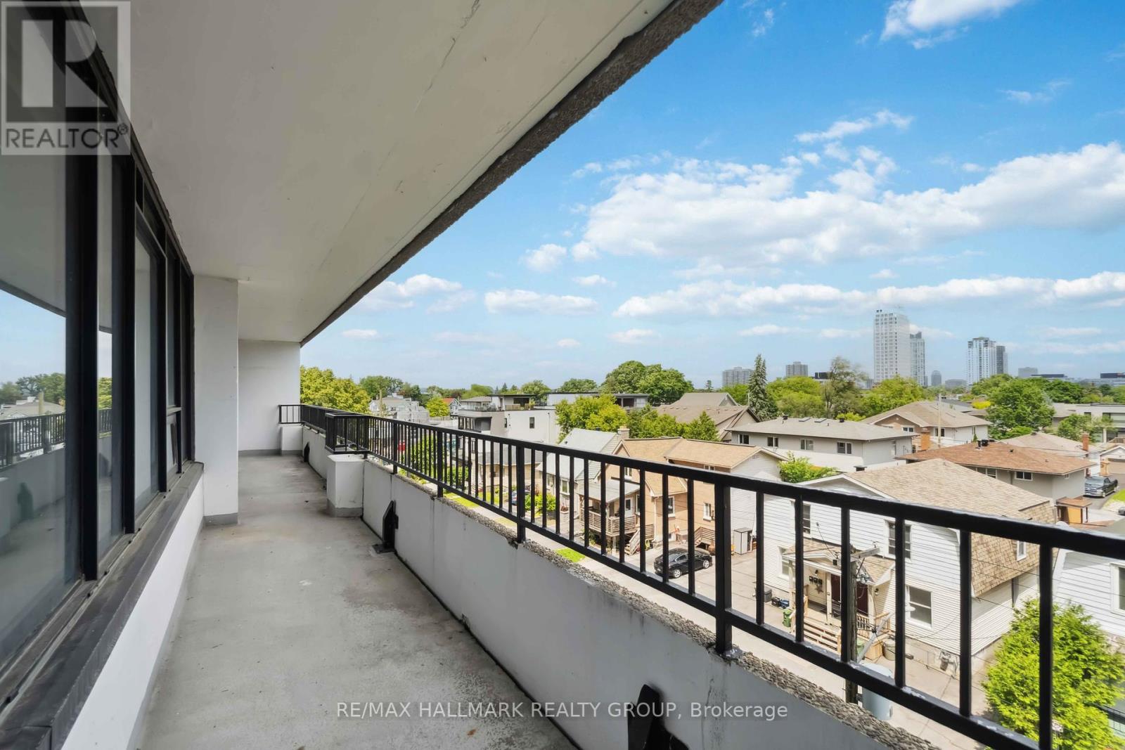 505 370 Dominion Avenue