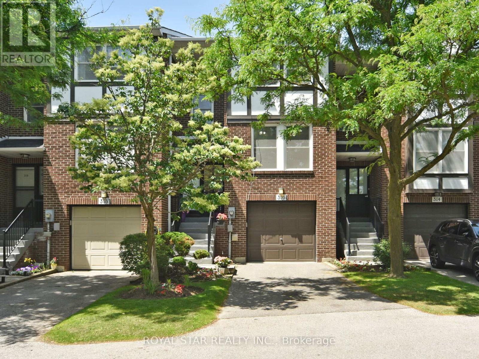 316 Simonston Boulevard