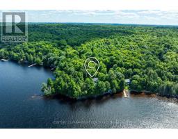 Bedroom - 326 Chikopi Road, Magnetawan, ON P0A1P0 Photo 2