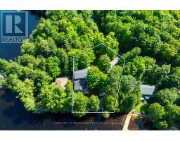 Bedroom - 326 Chikopi Road, Magnetawan, ON P0A1P0 Photo 3