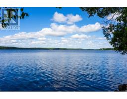 Dining room - 326 Chikopi Road, Magnetawan, ON P0A1P0 Photo 5