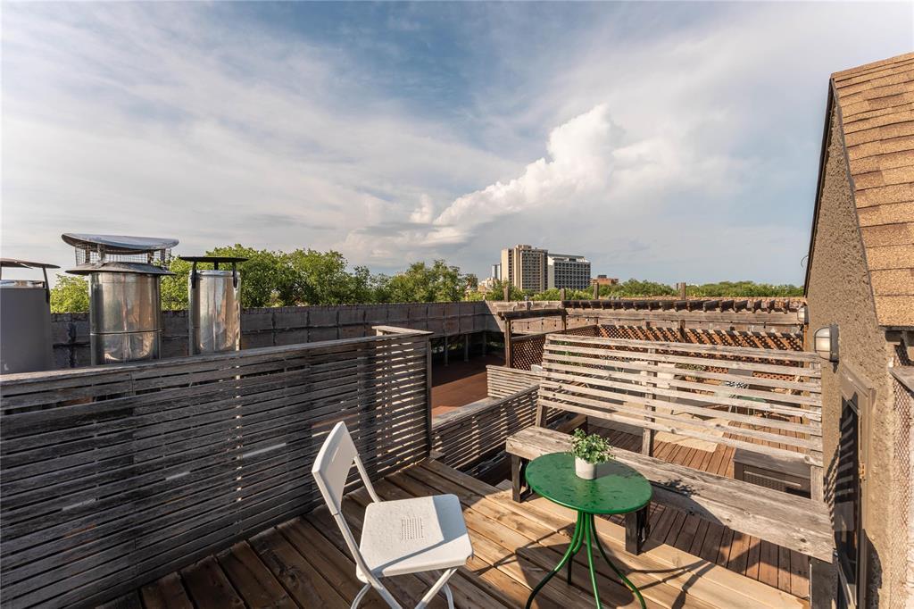 32 A 778 Mcmillan Avenue