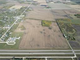 23 Pierson Drive, Tyndall, MB R0E2B0 Photo 2