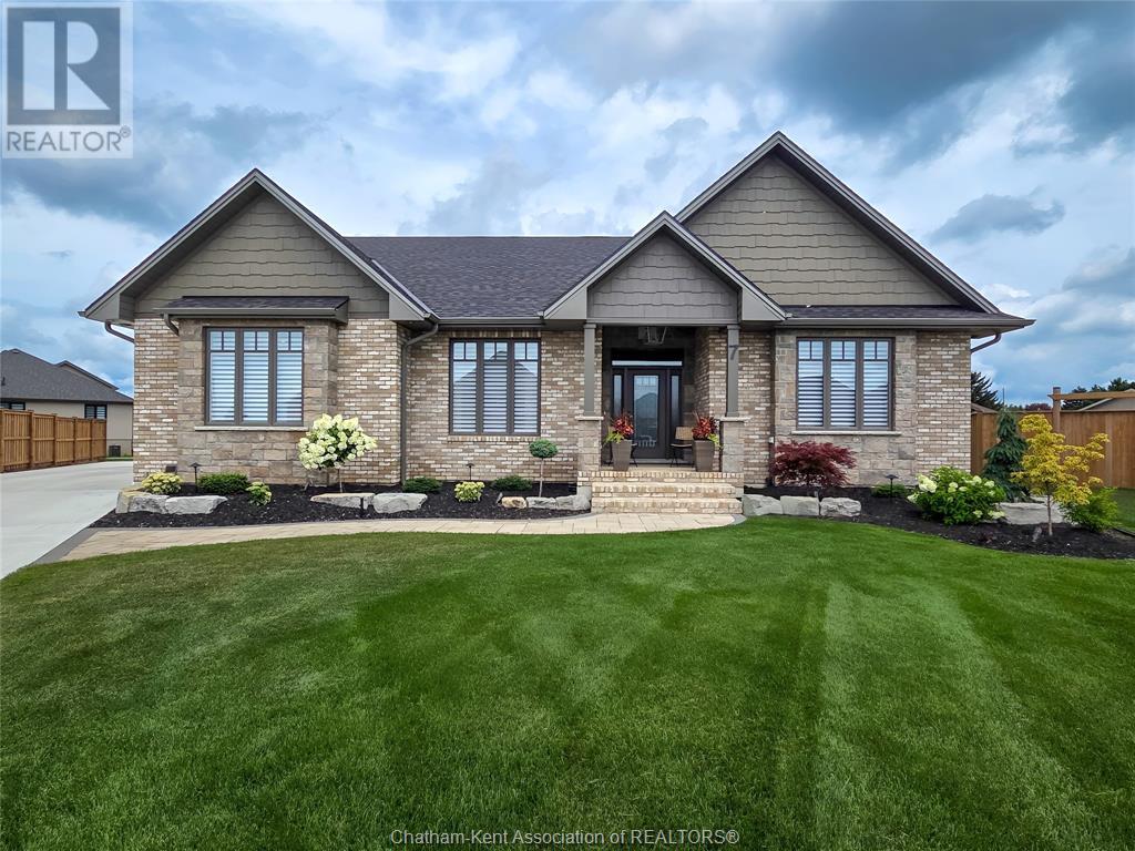 7 Tracy Drive