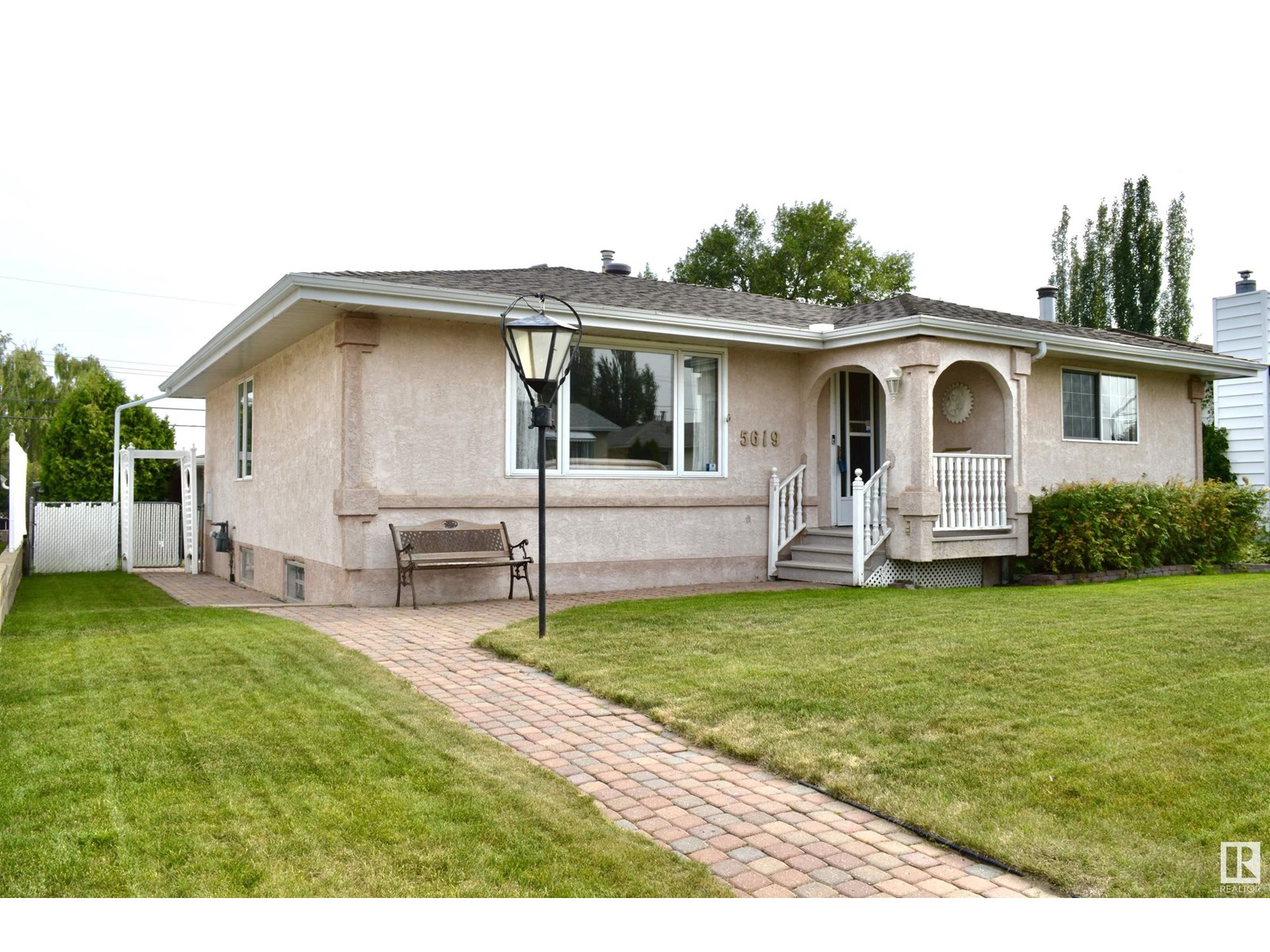 5619 140 A Av Nw
