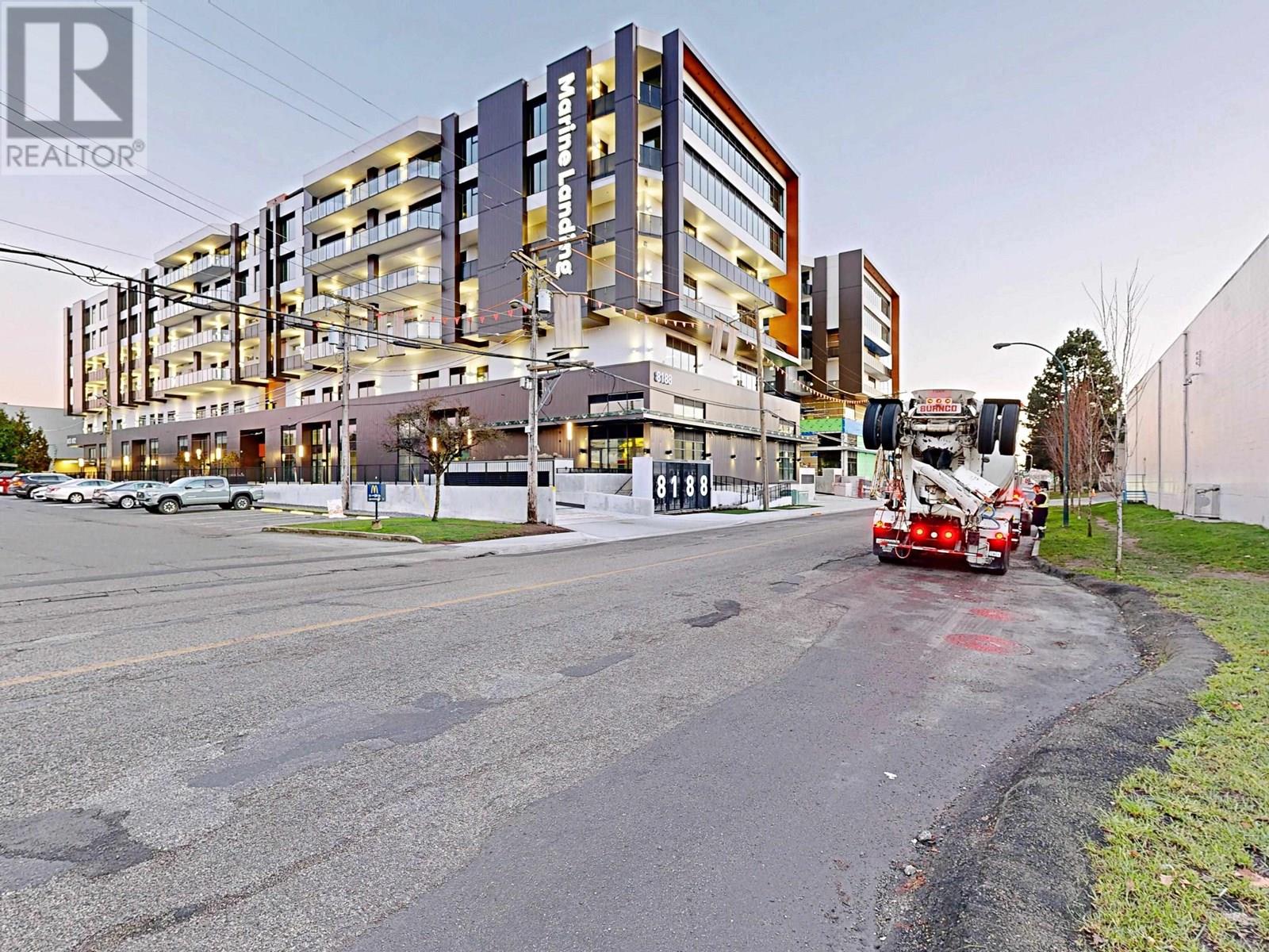 364 8250 Manitoba Street