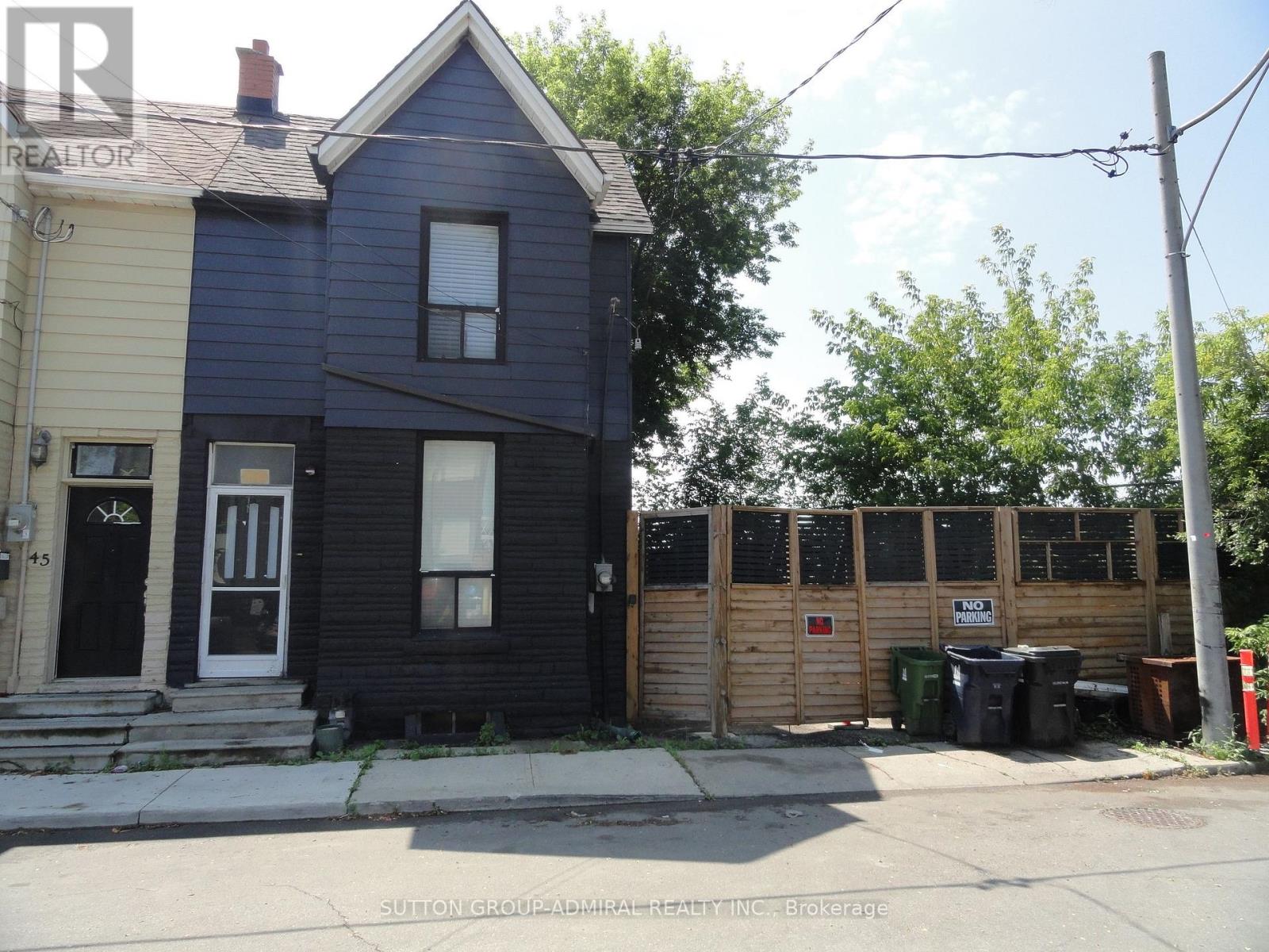 47 Lindner Street