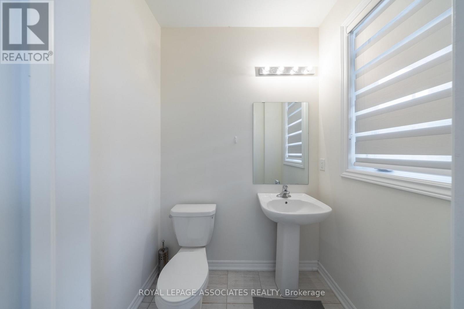 2529 Athena Path