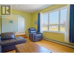 Dining room - 141 St Peters Harbour Road, St Peters Harbour, PE C0A1S0 Photo 4