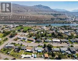 Full bathroom - 207 Ash Street, Ashcroft, BC V0K1A0 Photo 3