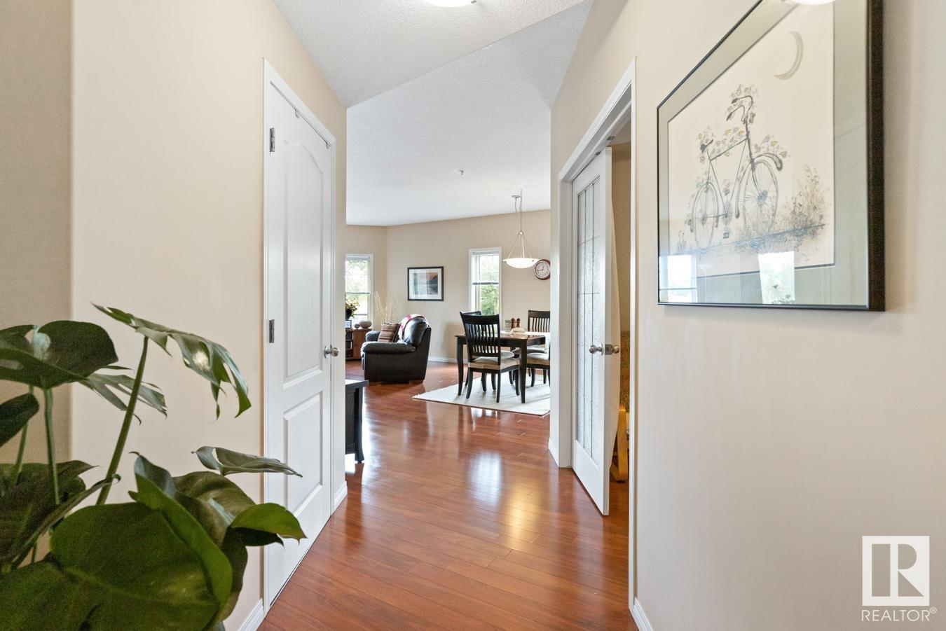 202 9905 81 Av Nw