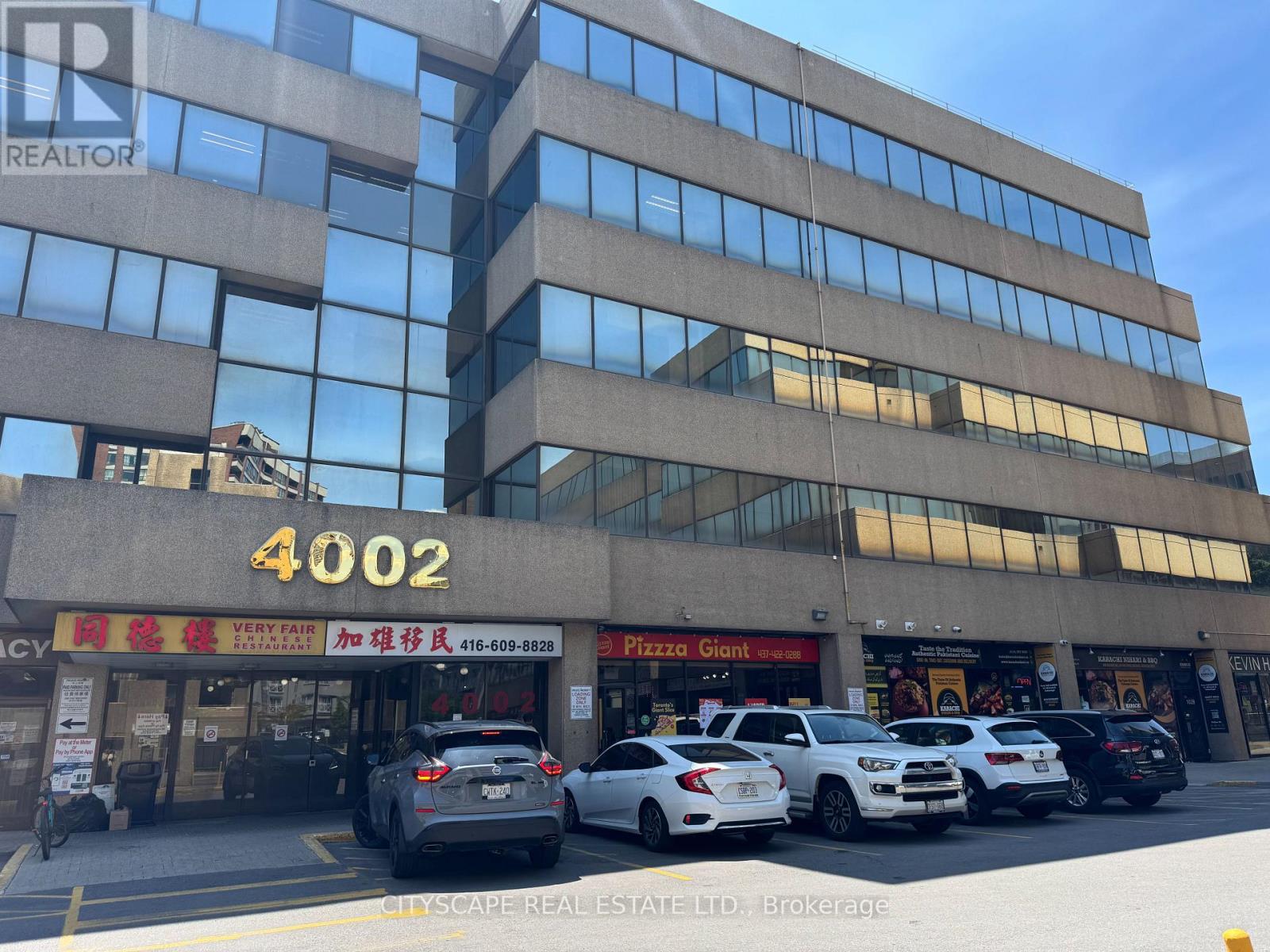 15 16 4002 Sheppard Avenue