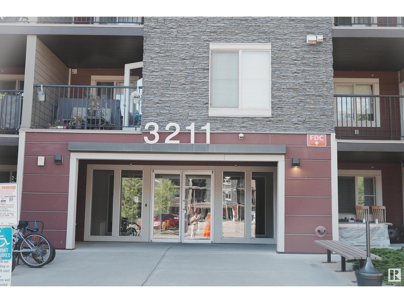 313 3211 James Mowatt Trail Sw