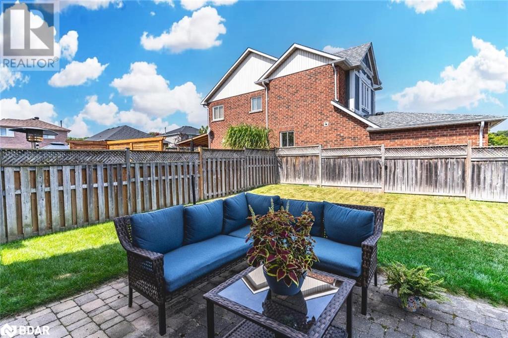 2 Northview Crescent