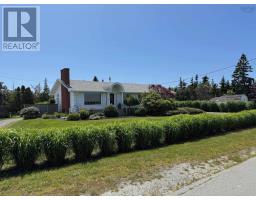 Kitchen - 89 Pond Road, Lower West Pubnico, NS B0W2C0 Photo 2