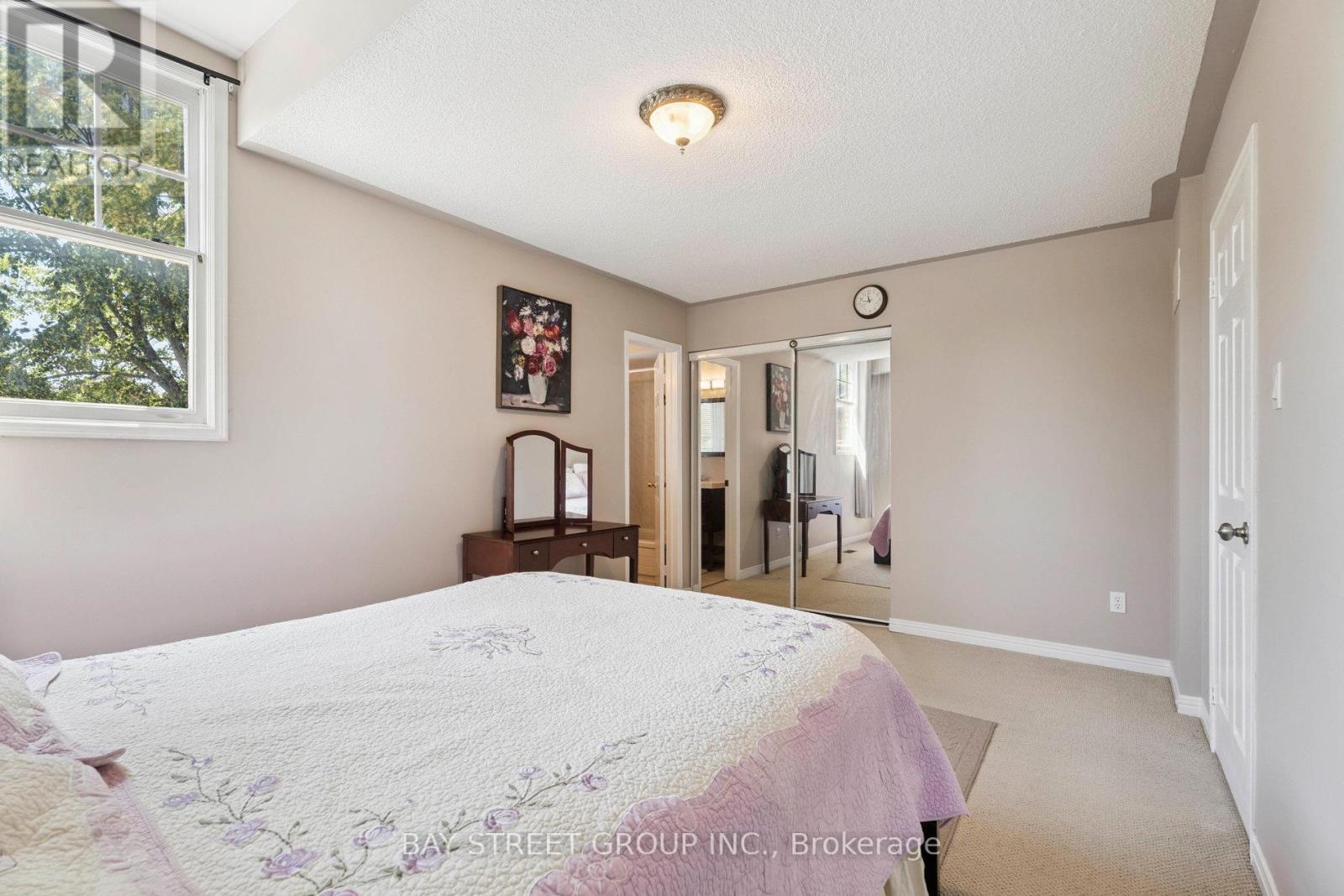 873 Playter Crescent