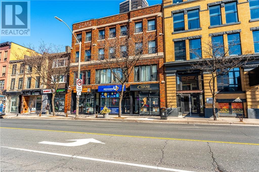 63 John Street S Unit 202