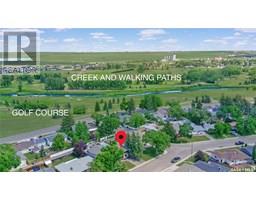 Dining nook - 1311 Jubilee Drive, Swift Current, SK S9H2A5 Photo 3