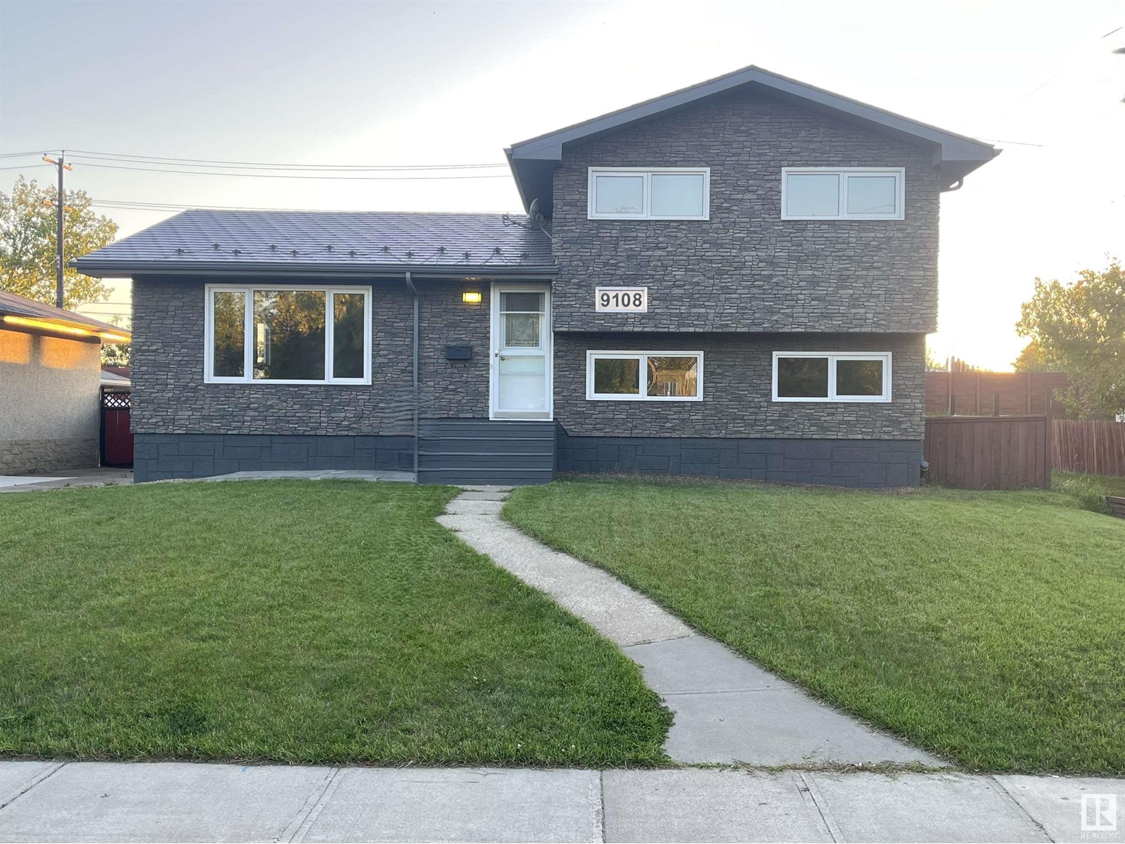 9108 169 St Nw