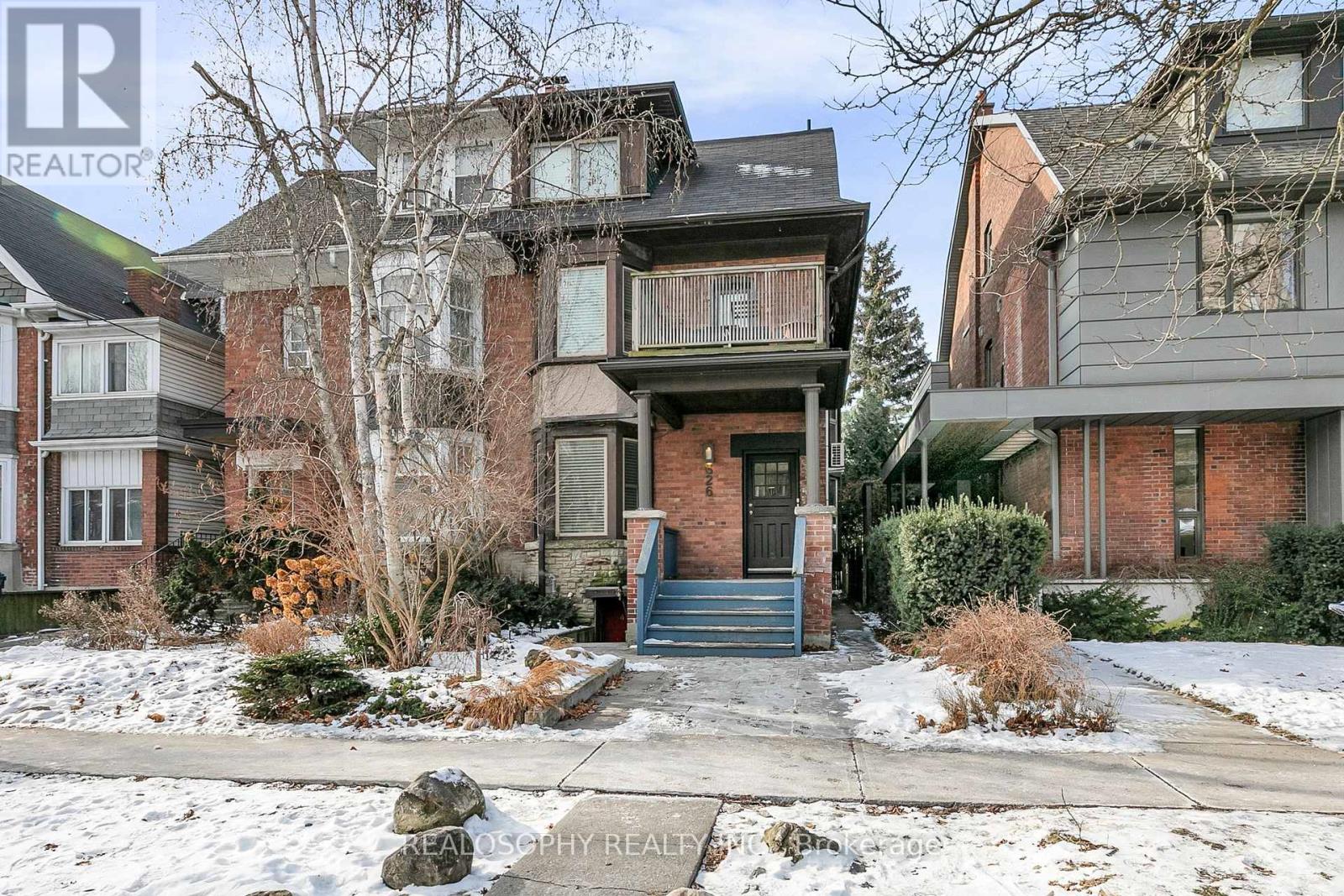 626 Huron Street