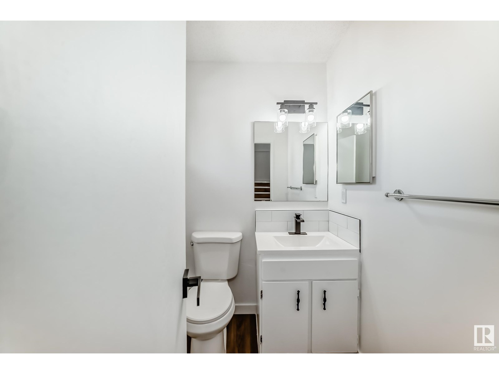 2369 139 Av Nw