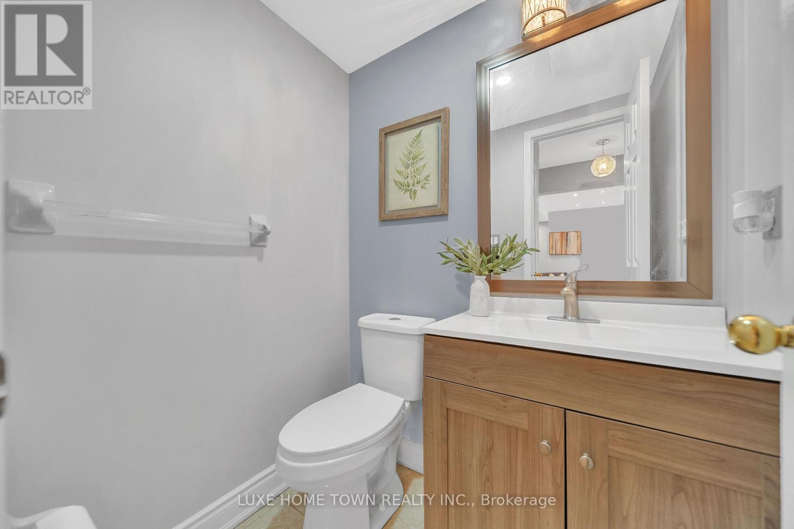 3344 Laburnum Crescent