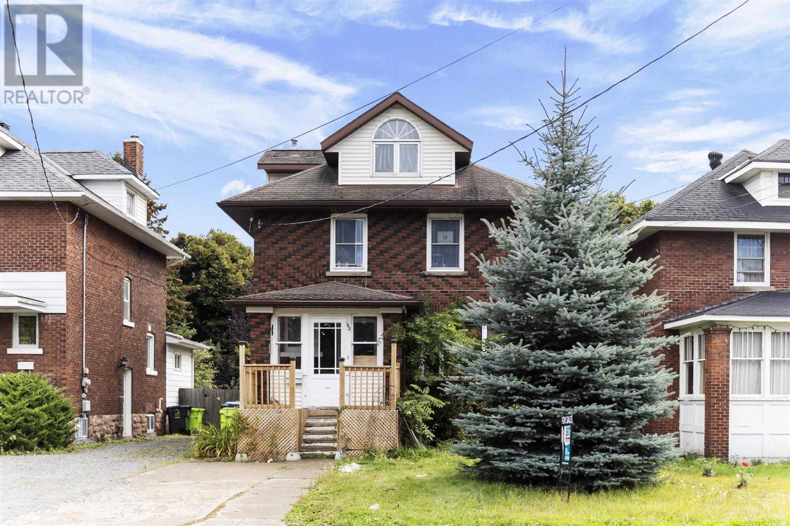 162 Pim St