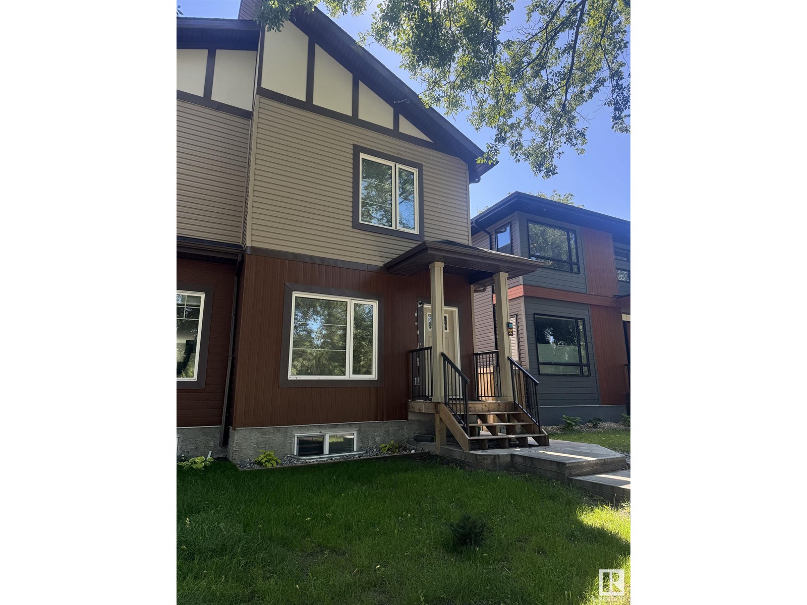 10947 73 Av Nw