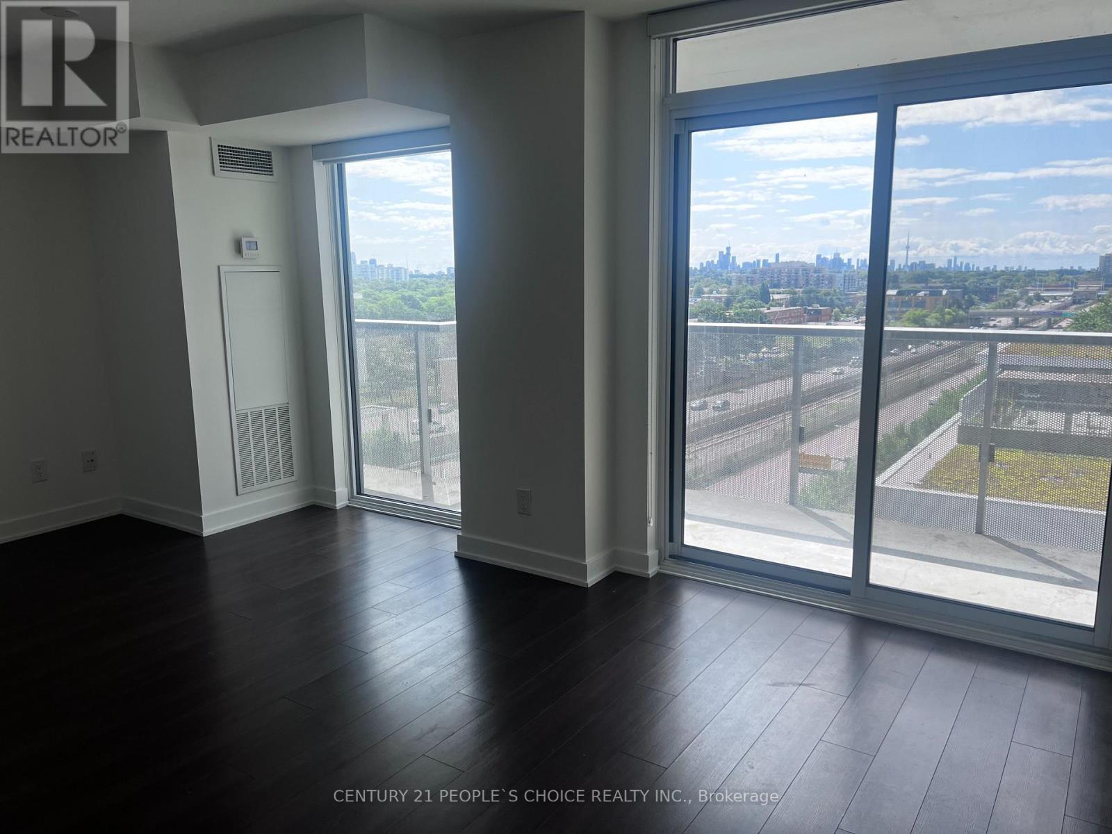 1004 160 Flemington Road