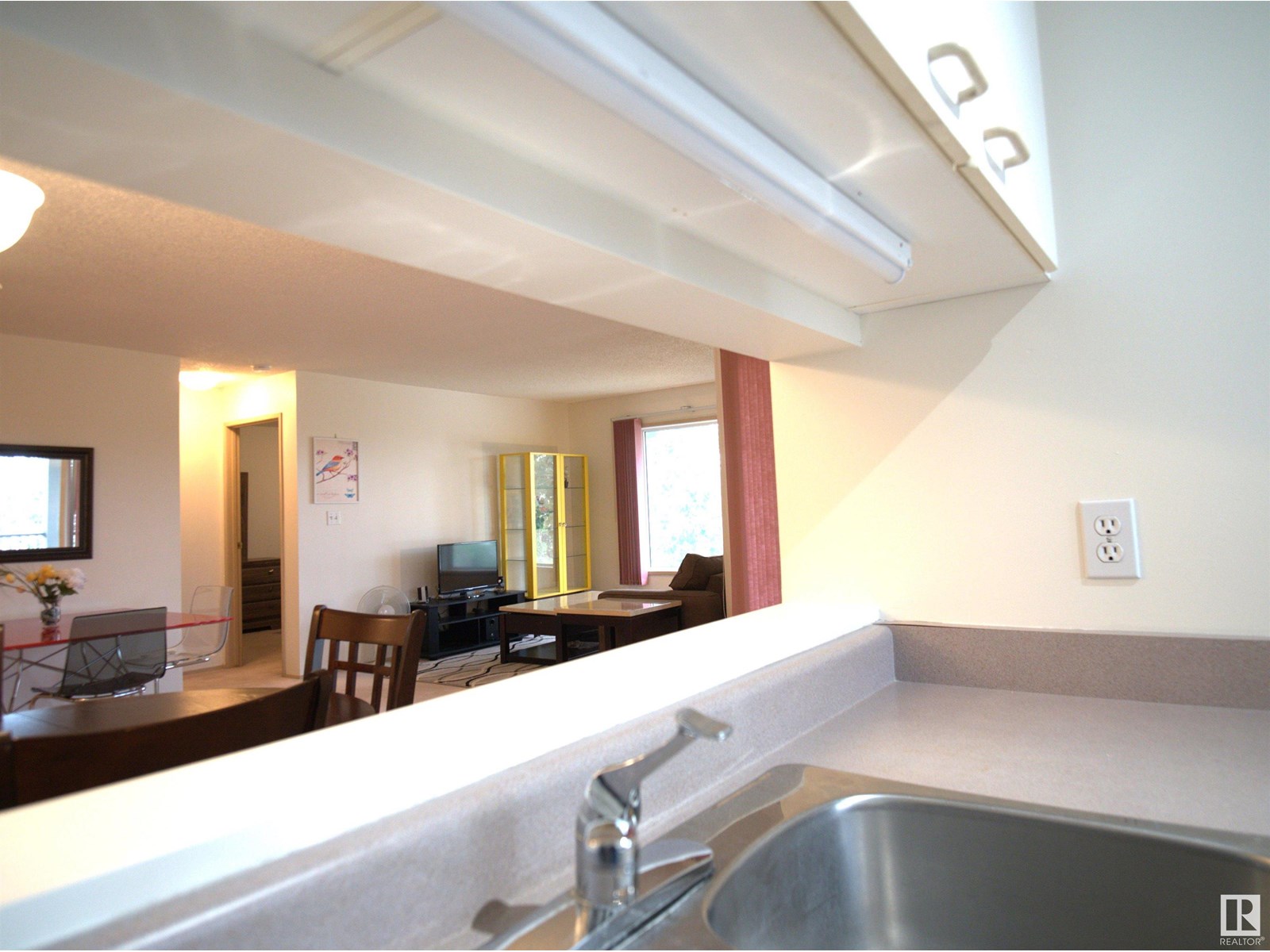 434 2520 50 St Nw