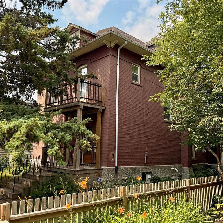 83 Lusted Avenue