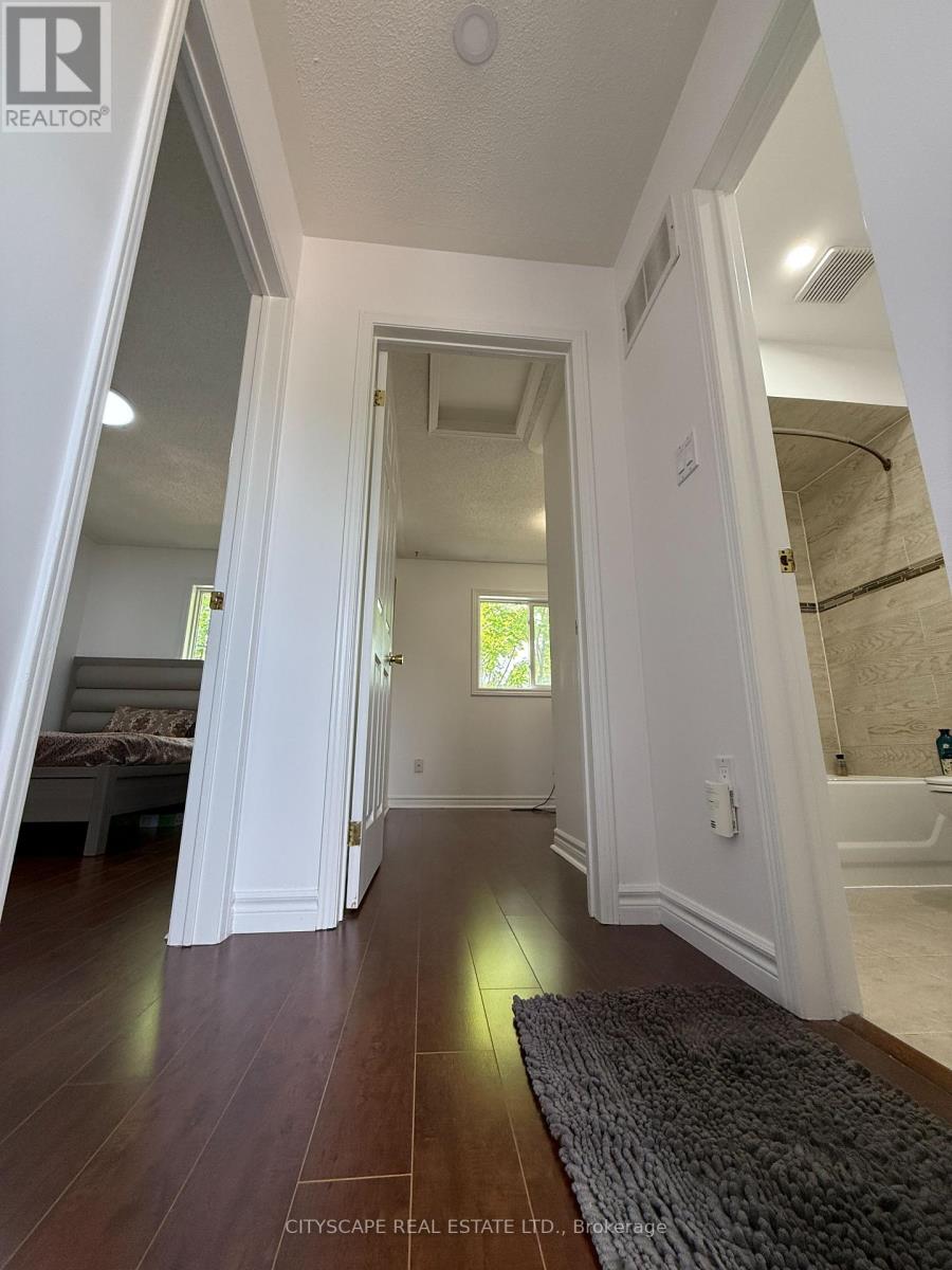 60 1484 Torrington Drive