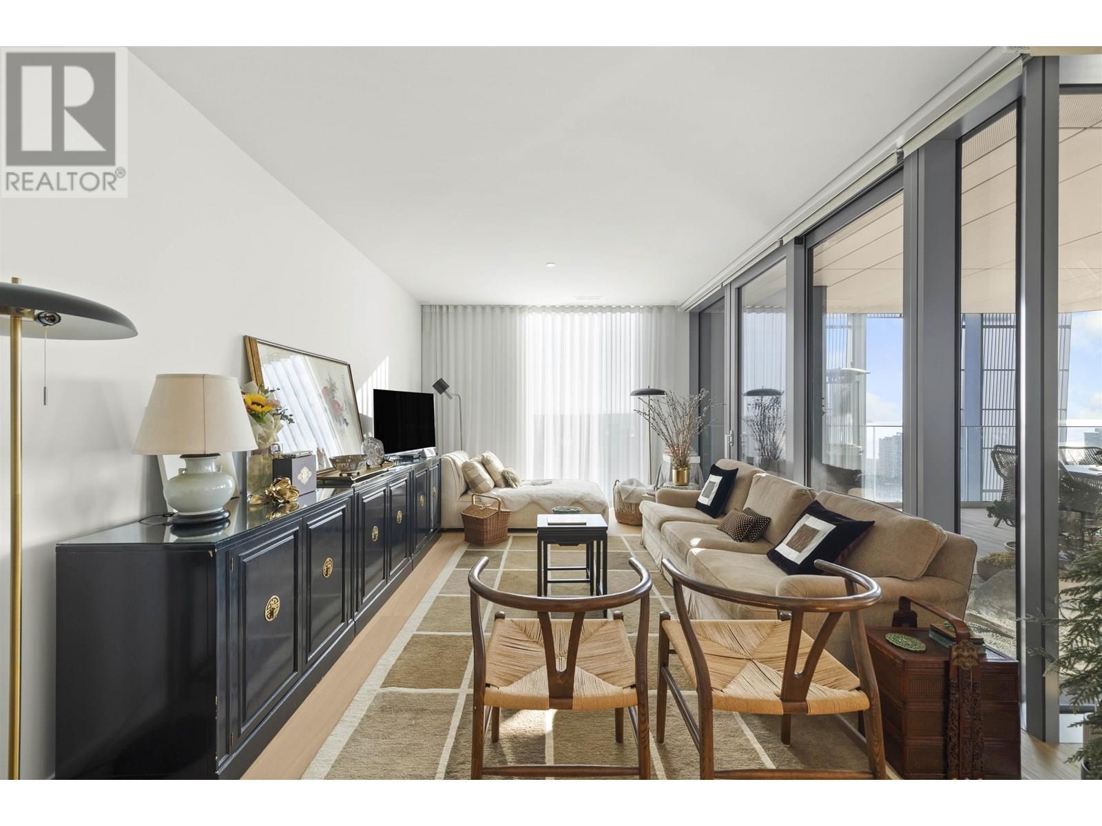 3004 1568 Alberni Street