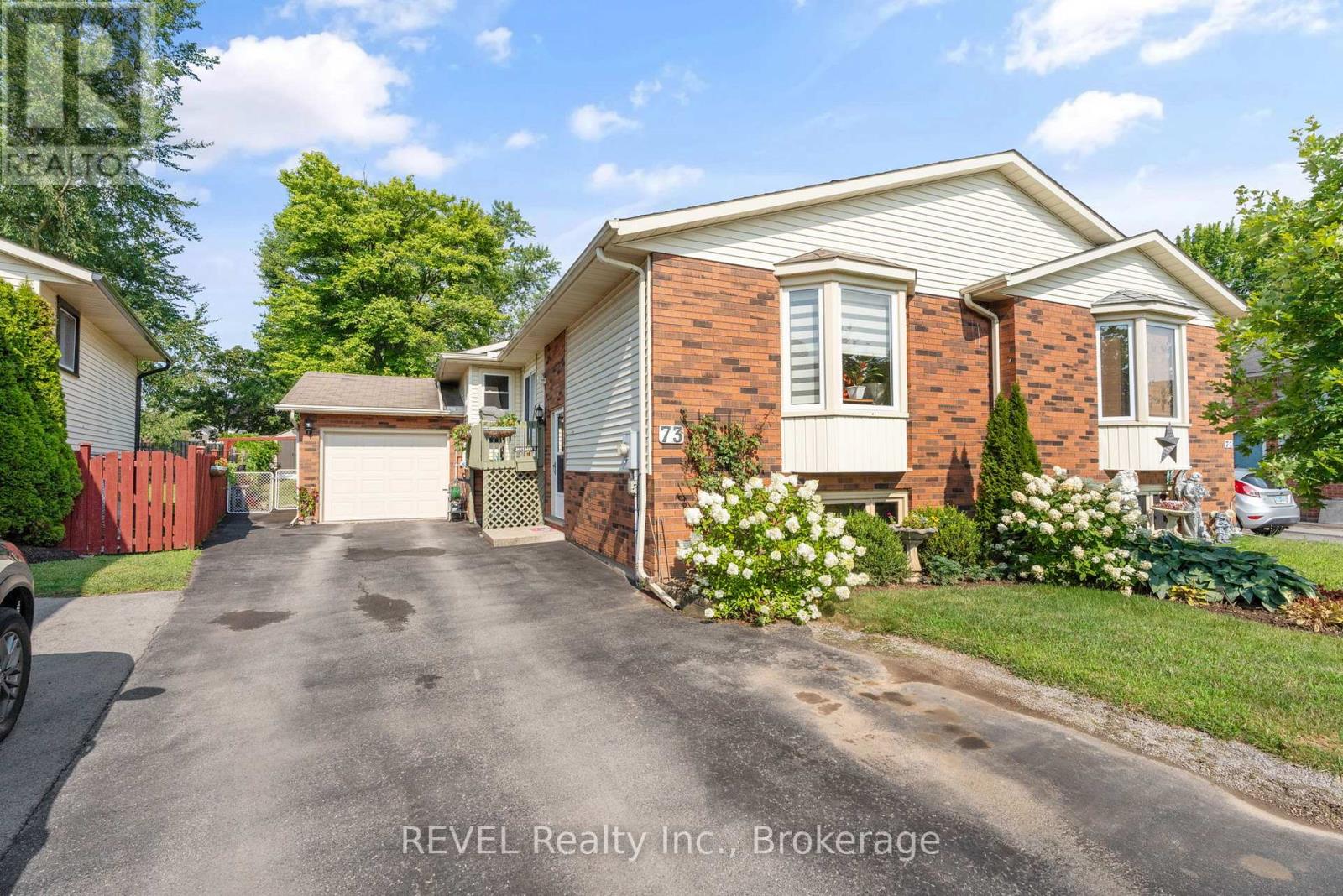 73 Chapel Hill Crescent