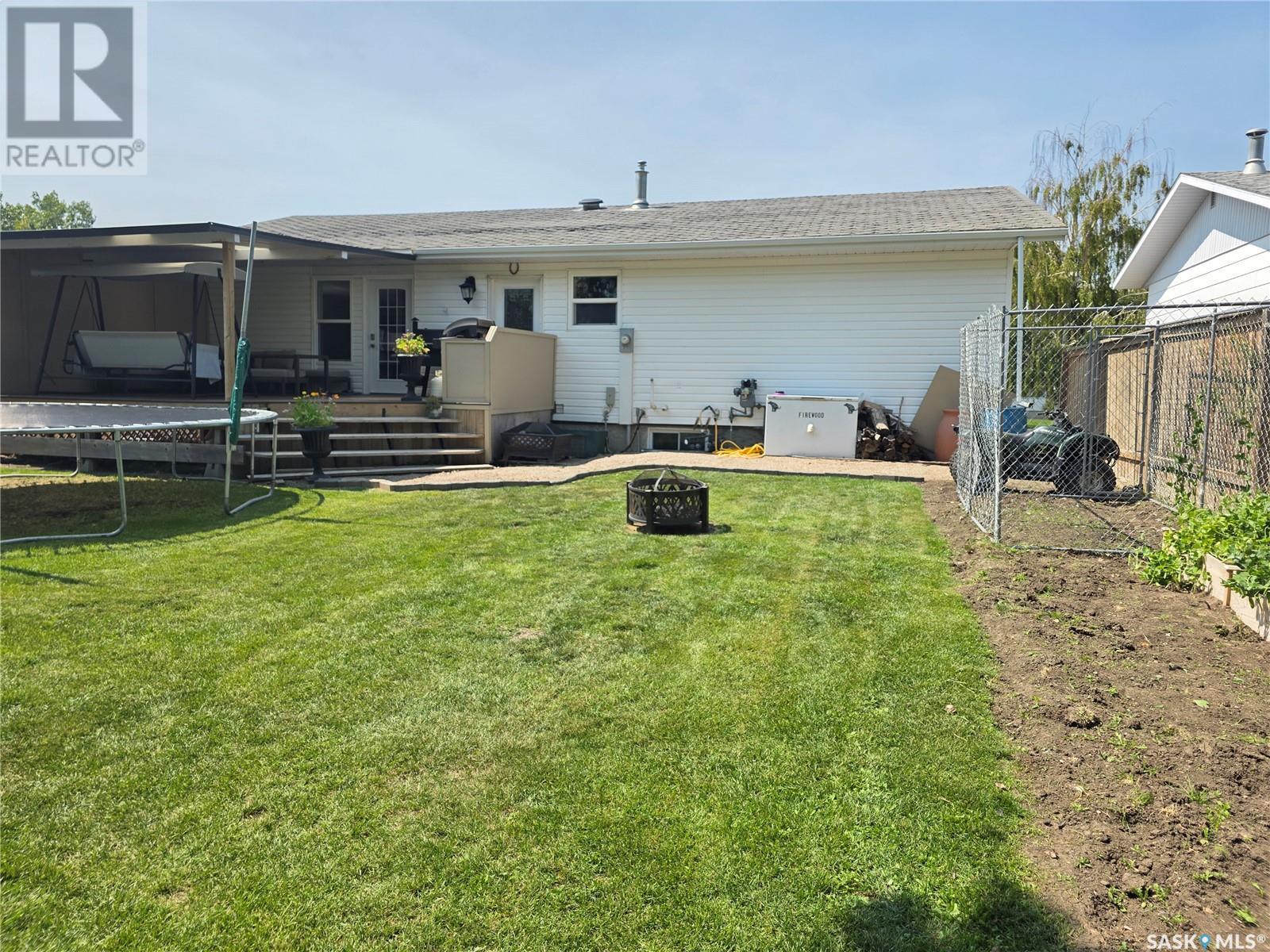 908 Marriott Close