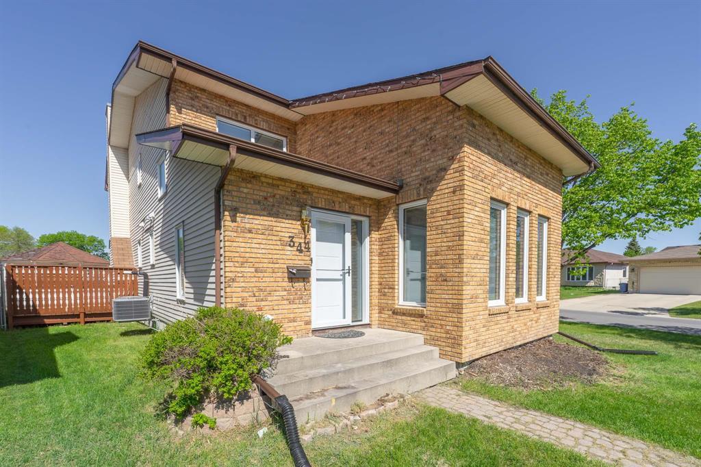 344 Rose Hill Way