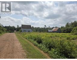 52 Ross Road, Sturgeon, PE C0A1R0 Photo 3