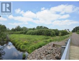 52 Ross Road, Sturgeon, PE C0A1R0 Photo 5