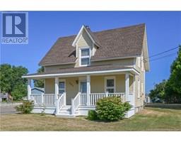 Bedroom - 351 Saint Pierre E Boulevard, Caraquet, NB E1W1B4 Photo 2