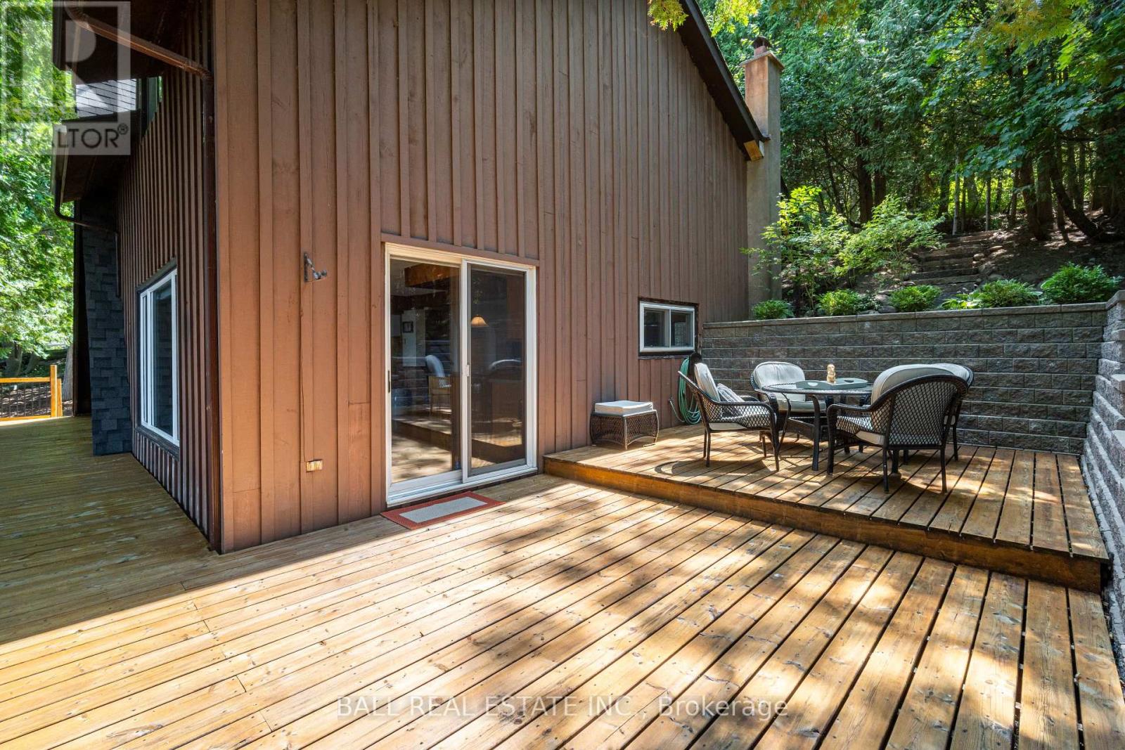 240 8018 Taits Beach Road