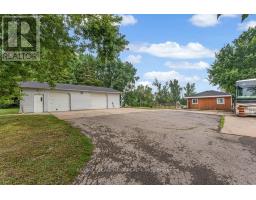 Kitchen - 70 Sawmill Road, Haldimand, ON N3W2G9 Photo 4